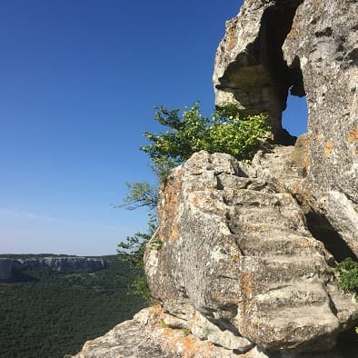 Экскурсия в пещерные города Крыма на внедорожнике